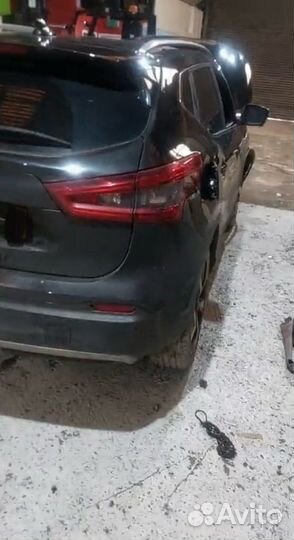 Разбор Nissan Qashqai j11