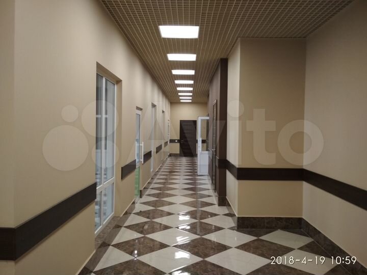 Офис, 1070 м²