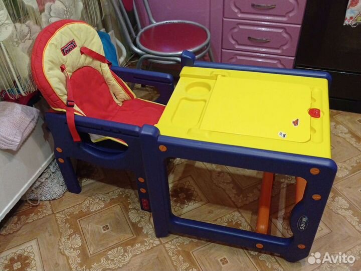 Стульчик для кормления