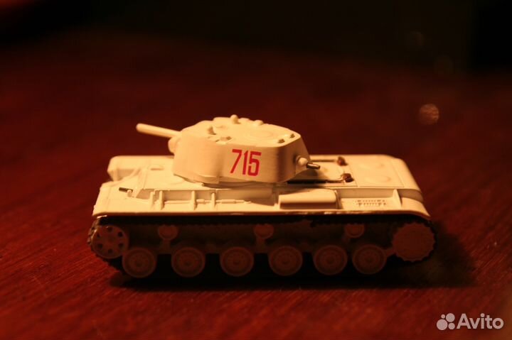 Русские танки 70 выпуск-танк-кв-1