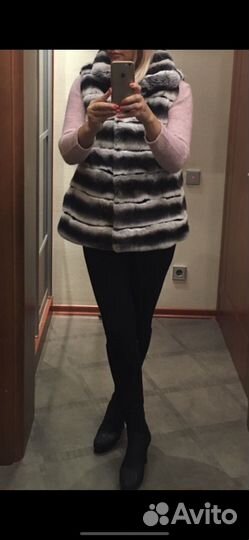 Меховая жилетка шиншилловый кролик