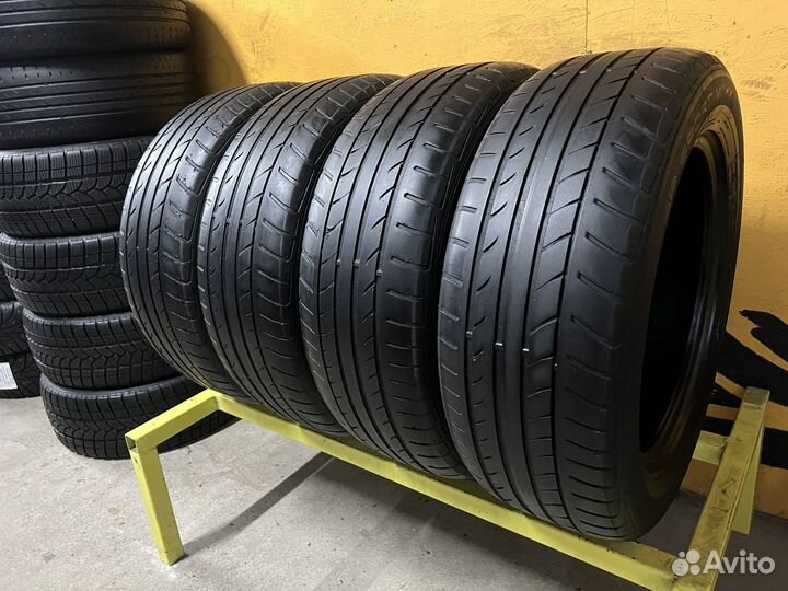 Dunlop SP Sport Maxx DSST ROF 225/60 R17