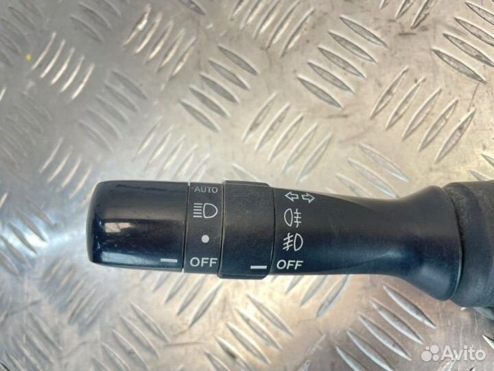 Переключатель поворотов Toyota Corolla ZRE151L