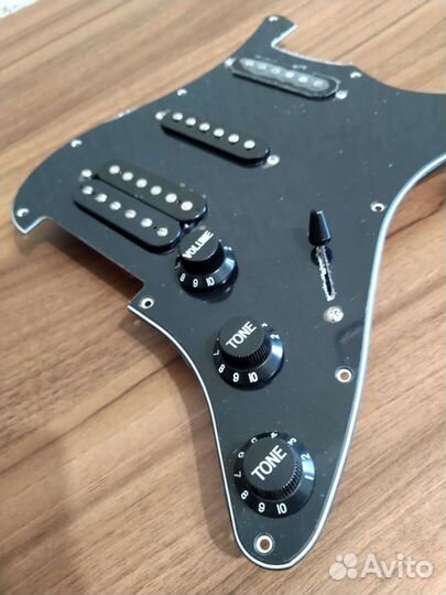 Пикгард HSS Stratocaster