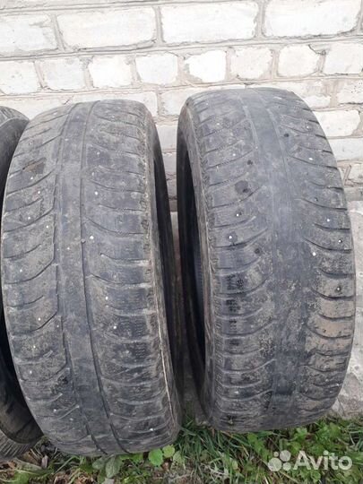 Bridgestone Ice Cruiser 5000 225/65 R17