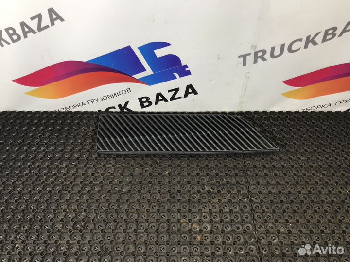 Решетка вентиляционная Volvo FH
