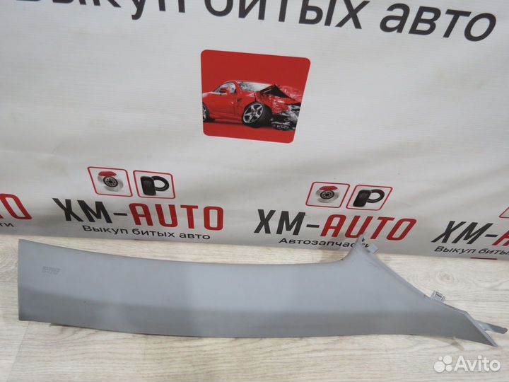 Обшивка стойки Mitsubishi Outlander XL