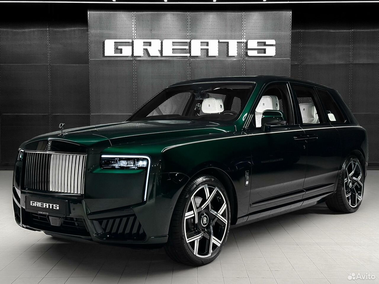 Rolls-Royce Cullinan 6.7 AT, 2026