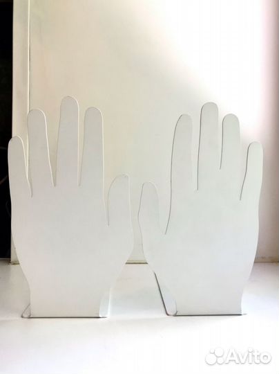 Держатели для книг дизайнерские от art.lebedev