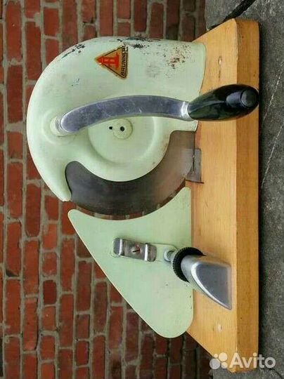 Слайсер старинный хлеборезка антиквариат