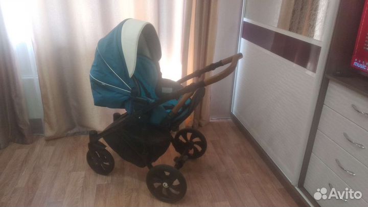 Коляска 3 в 1 