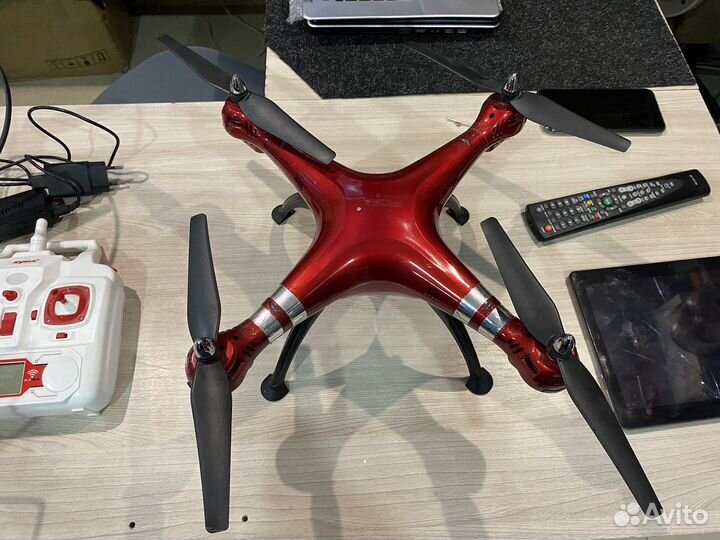 Квадрокоптер Syma X8HC