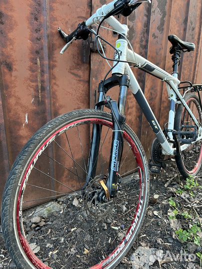 Велосипед GT Avalanche 2.0