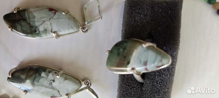 Комплект из натуральных камней яшма