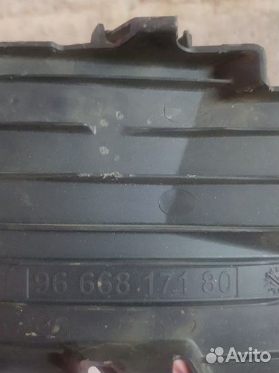 Крышка блока citroen