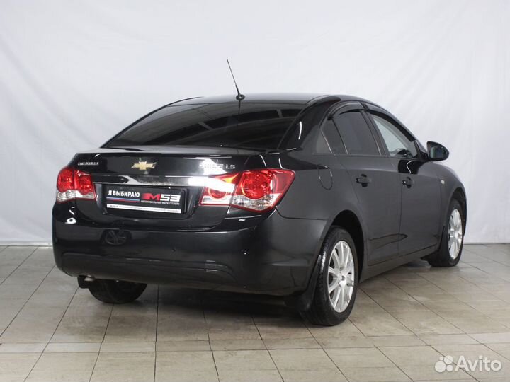 Chevrolet Cruze 1.8 AT, 2011, 236 276 км