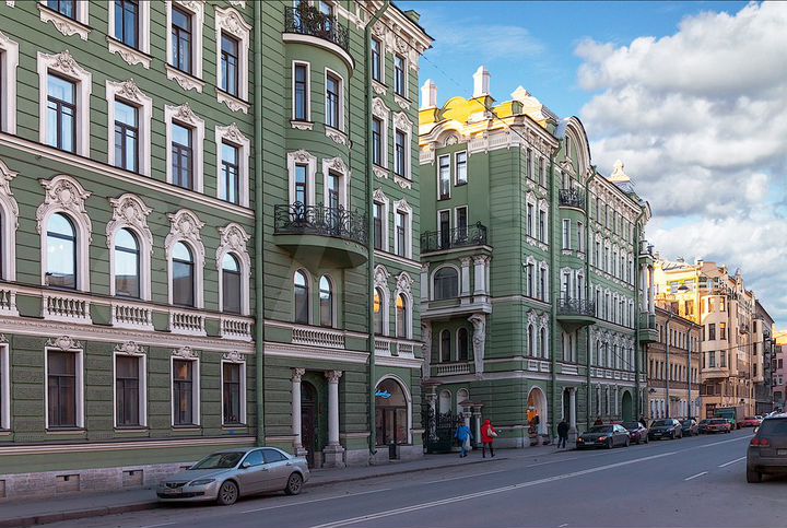 477,6 м2 в цоколе на Петроградке