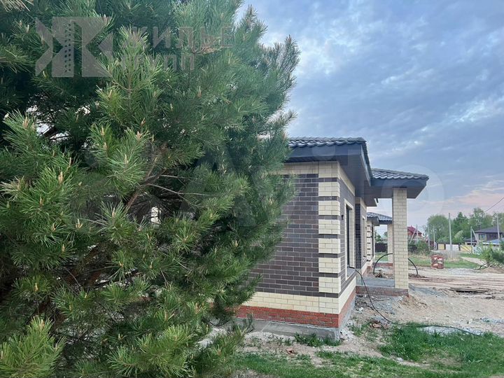 Коттедж 113 м² на участке 5,5 сот.