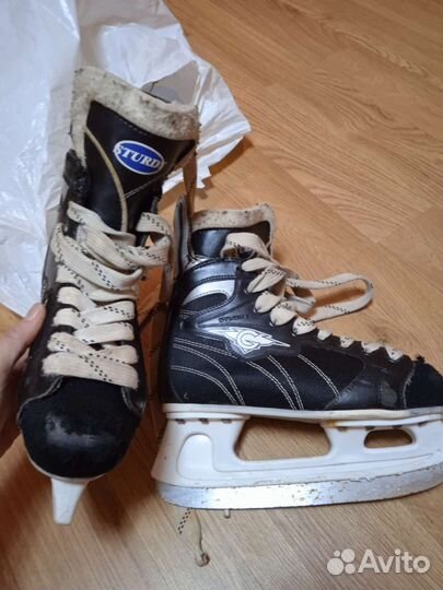 Коньки фигурные 36 р