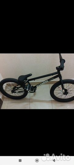 Велосипед bmx в идеальном состоянии