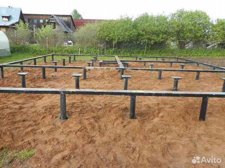 Ремонт фундамента винтовыми сваями