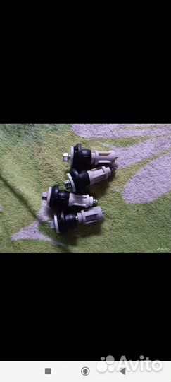 Транспортировочные болты для стиральной машины