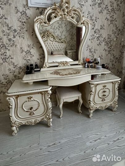 Мебель в спальню