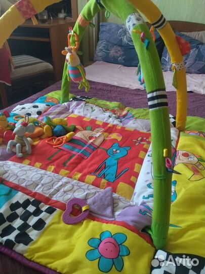 Развивающий коврик