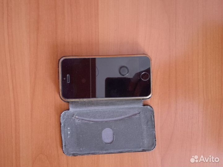 iPhone 5S, 32 ГБ