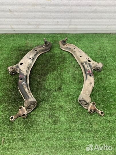 Рычаг подвески передний Nissan Almera Classic