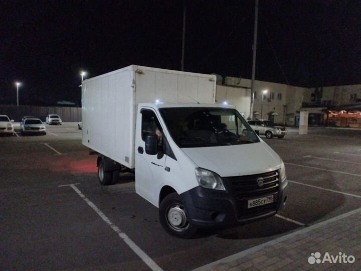 Водитель с автомобилем Газель
