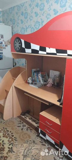 Детская кровать(чердак)