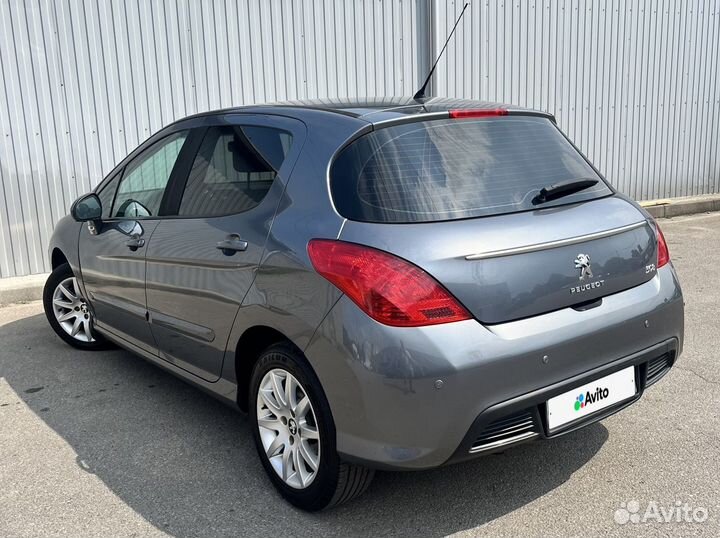 Peugeot 308 1.6 AT, 2011, 115 000 км