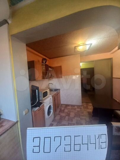 3-к. квартира, 100 м², 8/10 эт.