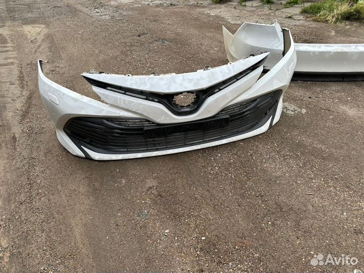 Бампер передний задний toyota camry 70