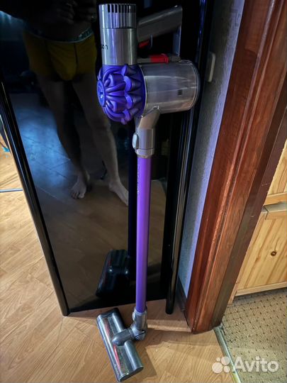 Беспроводной пылесос Dyson V6 Animal Pro + 5 насад