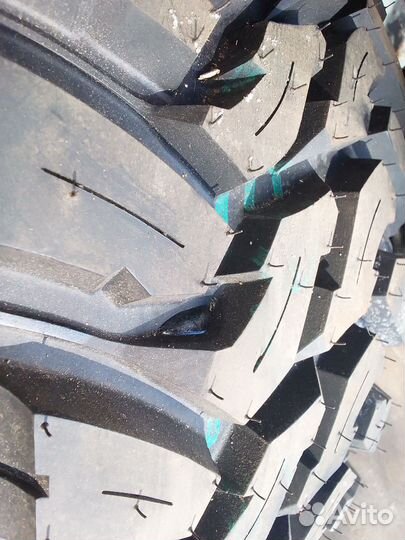 Cooper Discoverer STT 275/65 R18