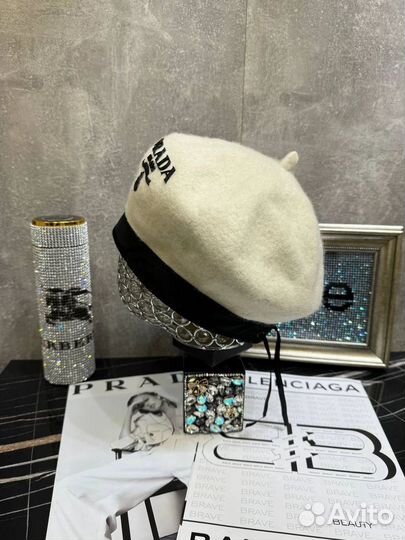 Берет женский Prada lux