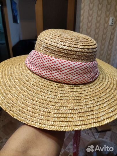 Шляпа женская соломенная