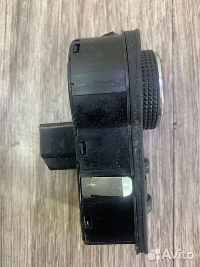 Переключатель света Opel Astra J универсал 2012