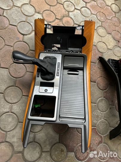 Консоль центральная Land Rover Range Rover Sport