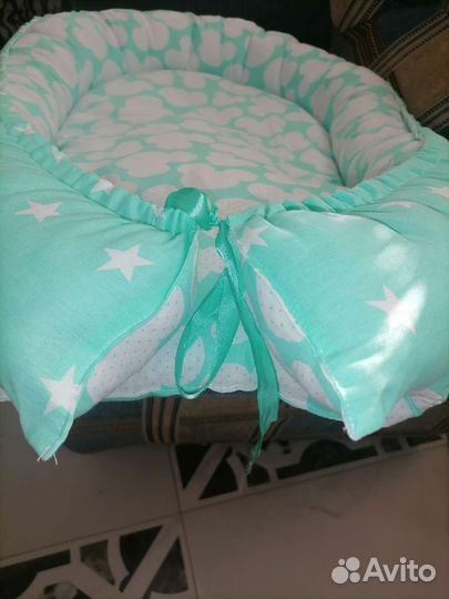 Кокон и подушечка для новорождённого