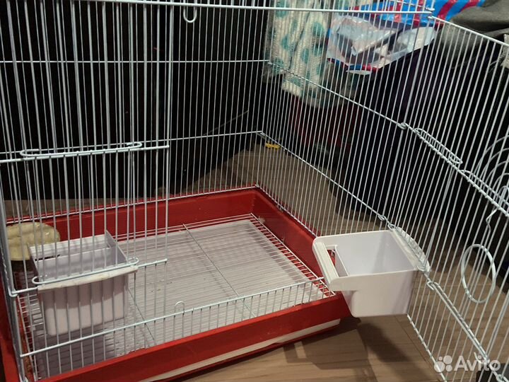 Большая клетка для птиц