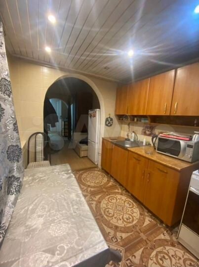 2-к. квартира, 40 м², 1/1 эт.