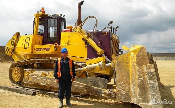 Машинист бульдозера