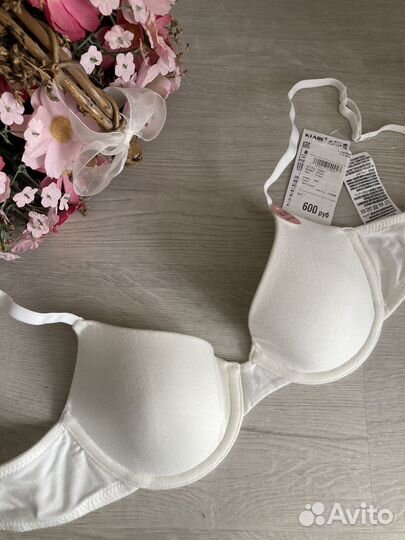 Новый бюстгальтер для девочки Kiabi