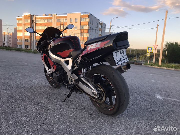 Honda CBR 900RR Fireblade