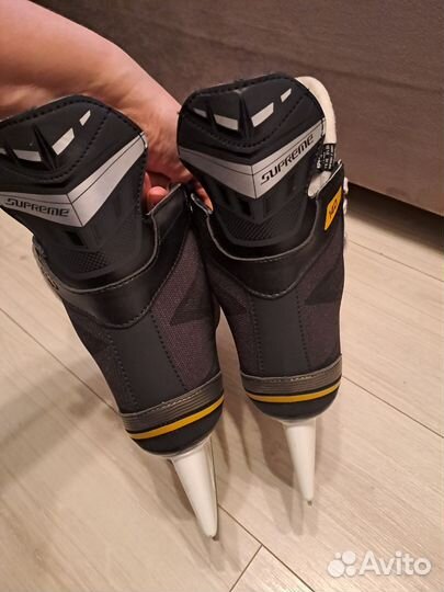 Коньки хоккейные 43 размер