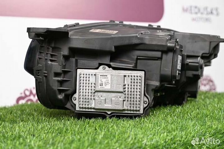 Фара передняя правая Volvo Xc90 L A4 2.0 дизель