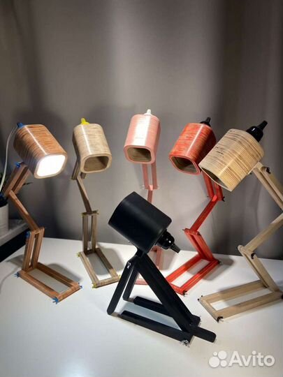 Лампа настольная